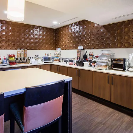 Wingate By Wyndham Roseville/Detroit